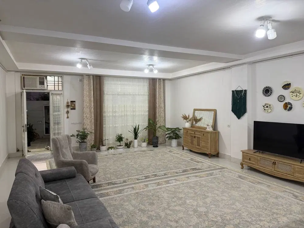 فروش‌منزل مسکونی نوساز 220متر حر 5