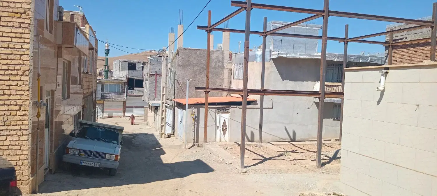 زمین مسکونی اسکلت فلزی
