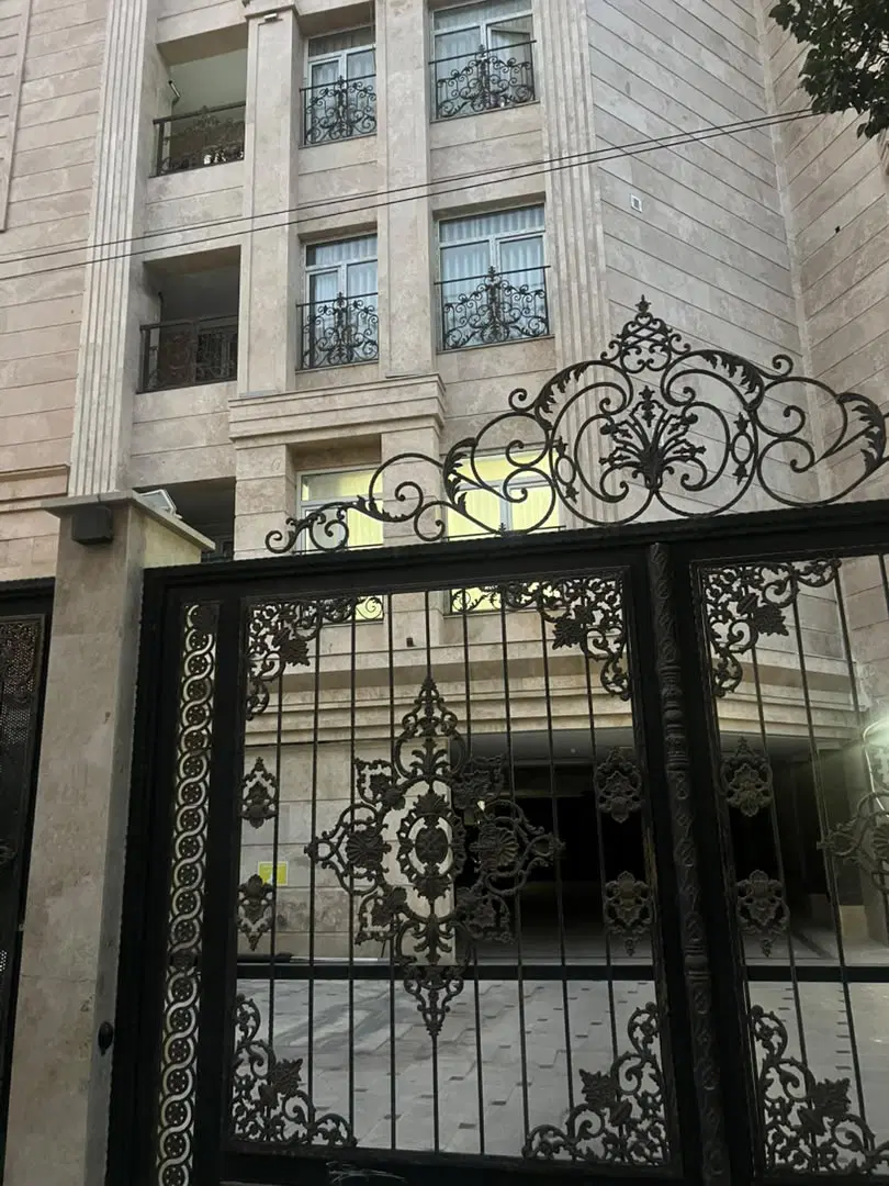 اپارتمان ۵۸متری نوساز سند دار بلوار فضای سبز