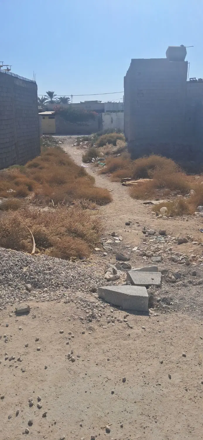 زمین ۲۰۰متری