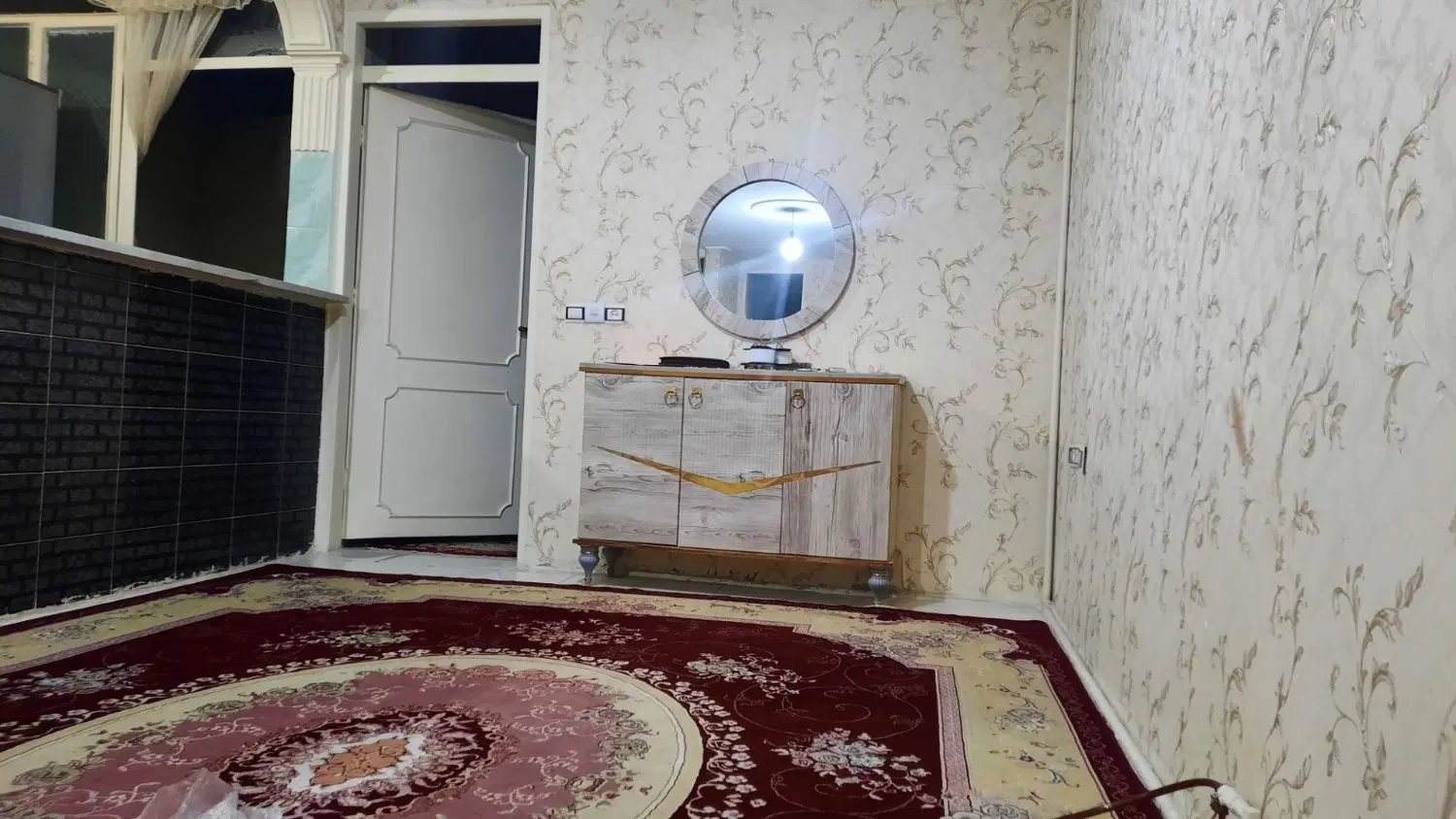 اجاره واحد ۱۱۰ متری