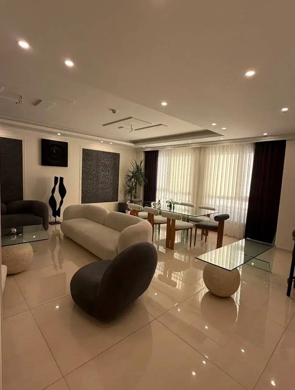 مرزداران سپهر _ سالن پرده_ روبه آفتاب