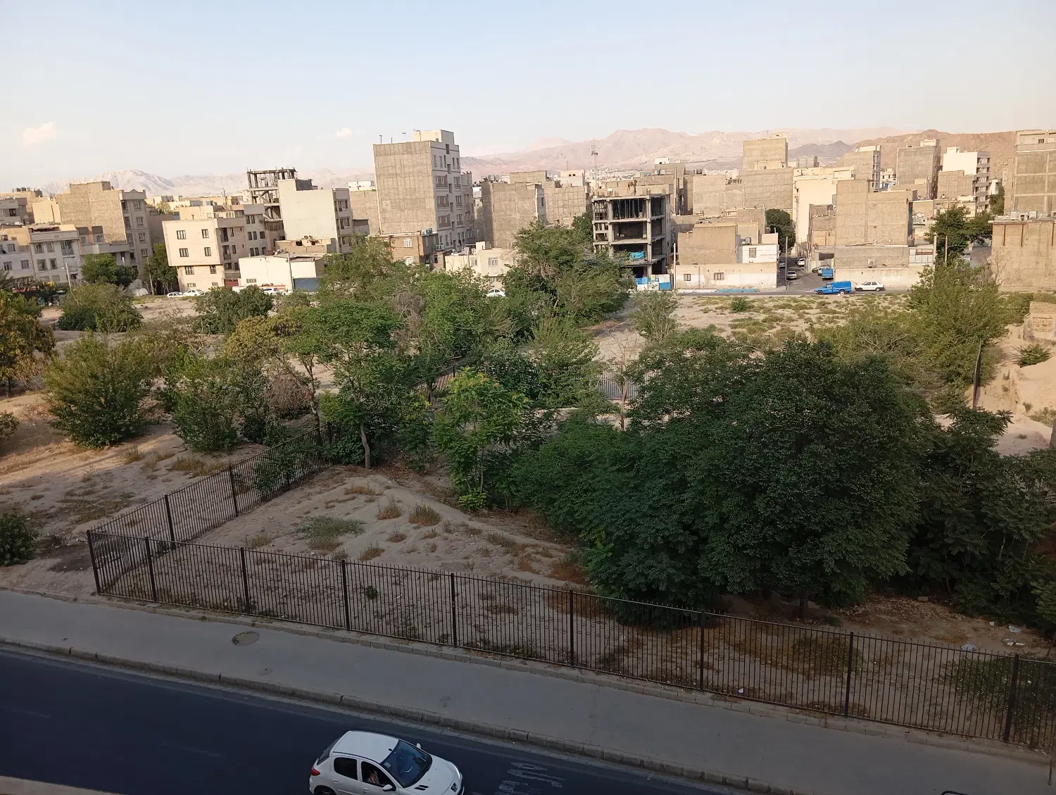 فروش فوری آپارتمان فلکه اول دولت آباد