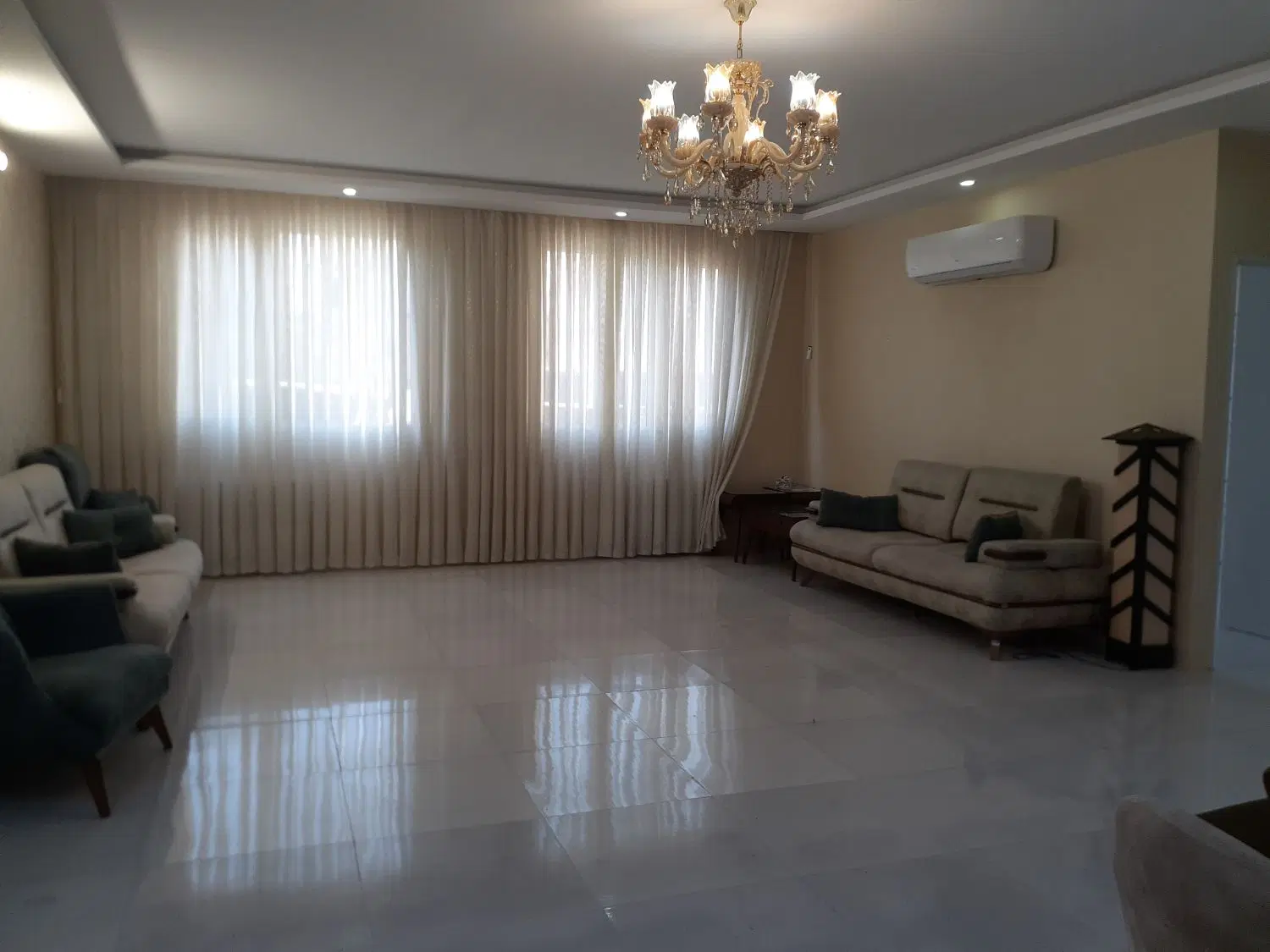 واحد ۱۰۰ متری با پارکینگ و آسانسور_فوری