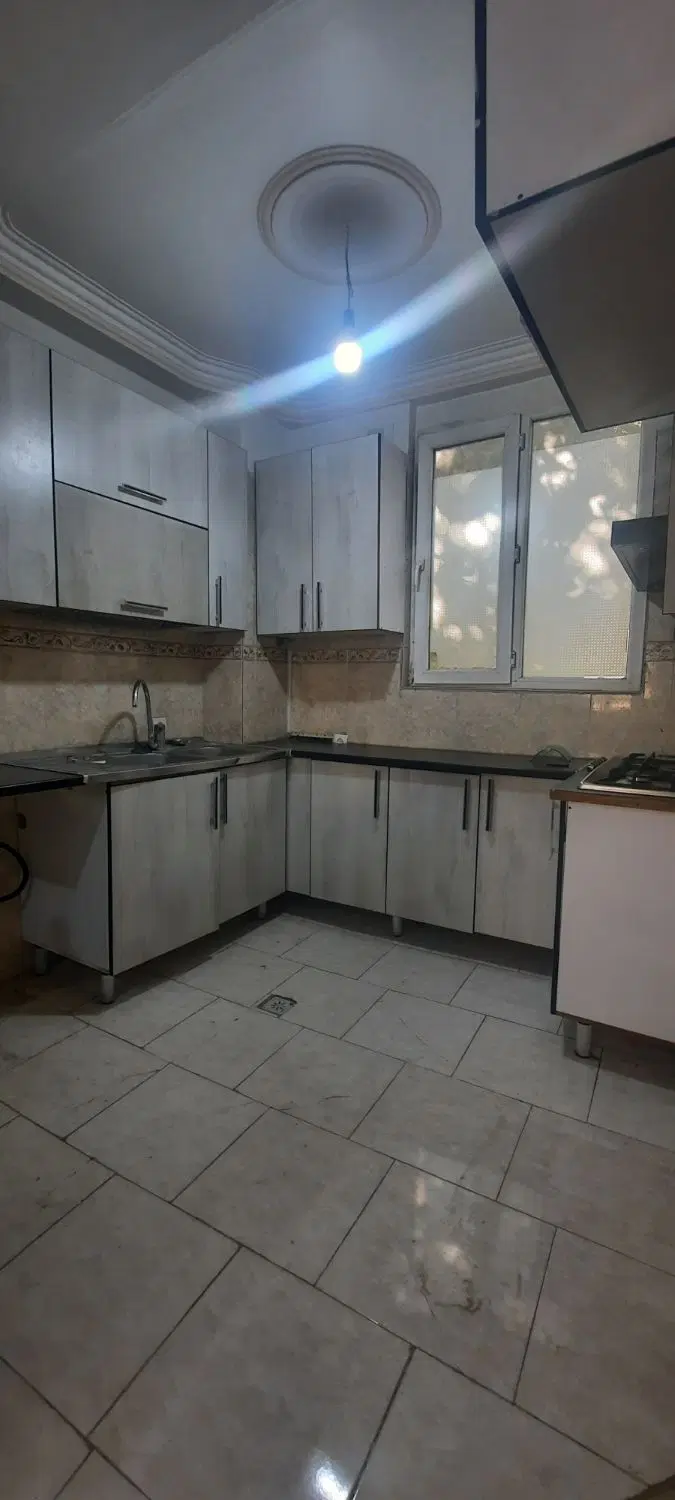 ۵۰ متری سجاد جنوبی تک واحدی با پارکینگ اختصاصی