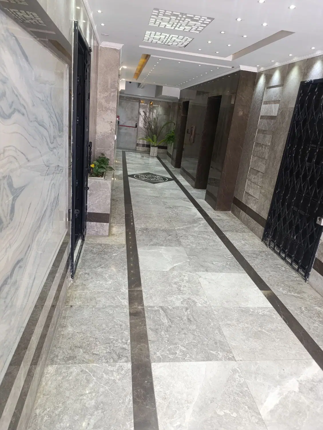 فروش آپارتمان _فاز11_زون3_بلوار دانا