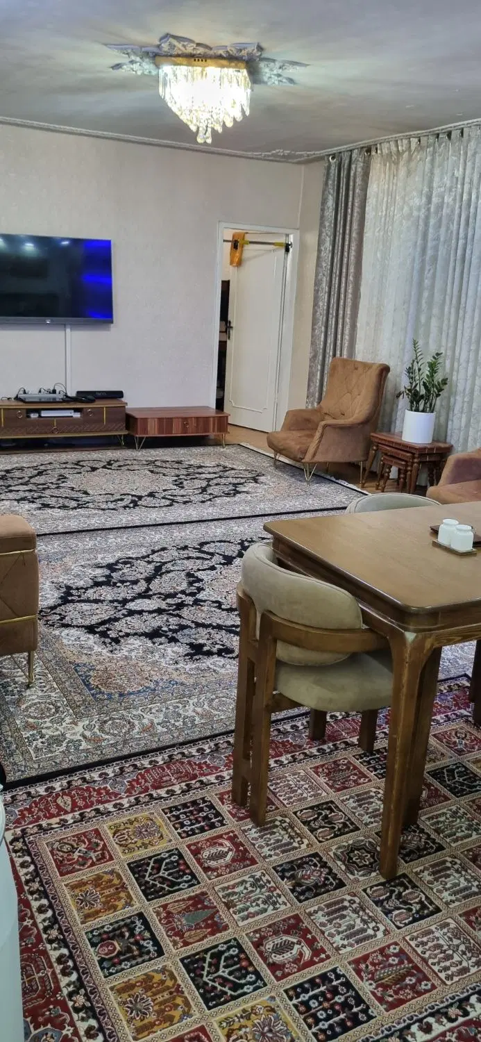 واحد ۶۵ متری در خیابان دارابی