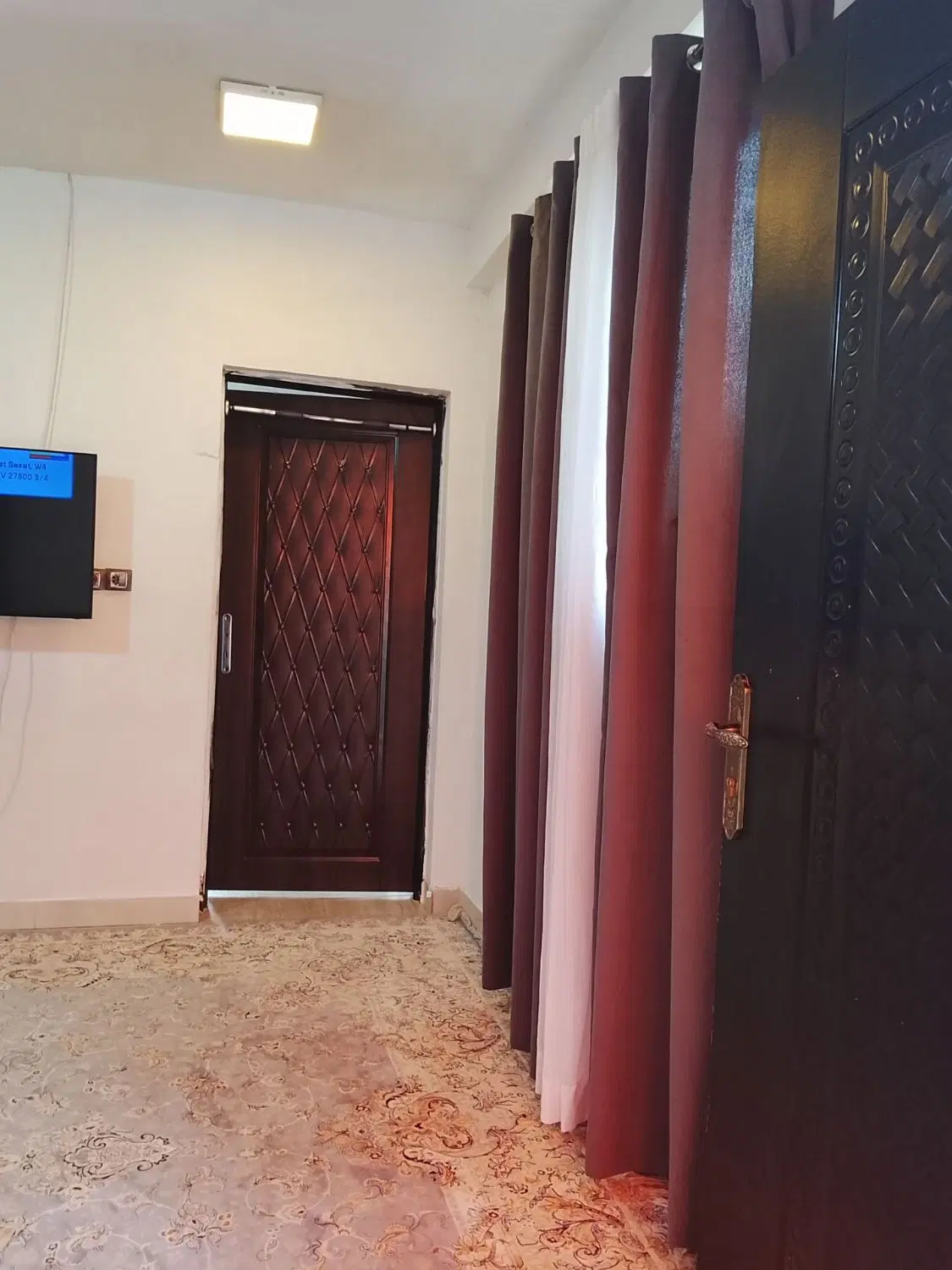 ویلای یک‌ خوابه قابل توسعه موقعیت ممتاز خشکبیجار