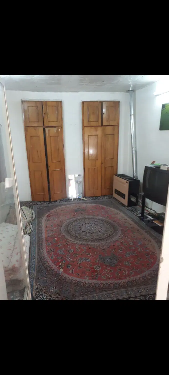 یک عدد اتاق و آشپزخانه ۶متری