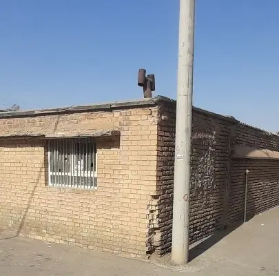 ۵۰۰ متر امام شرقی آهن آجر