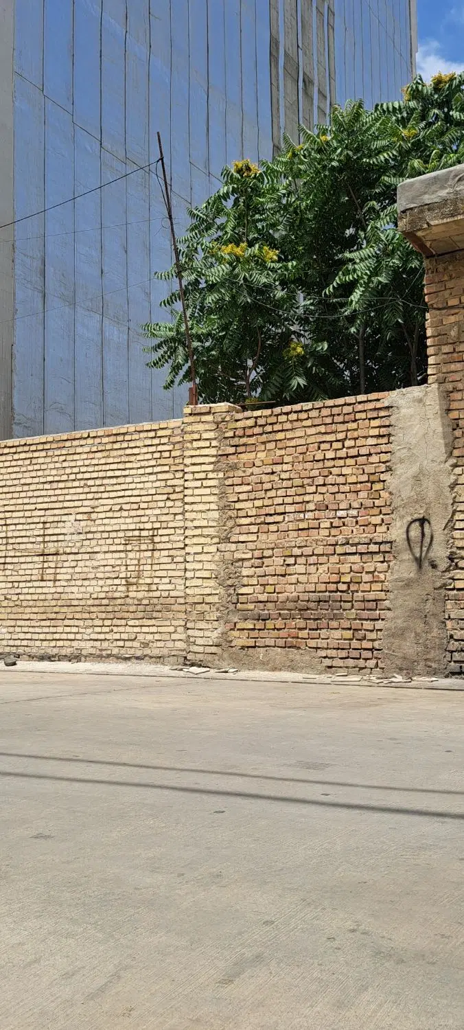 زمین مسکونی