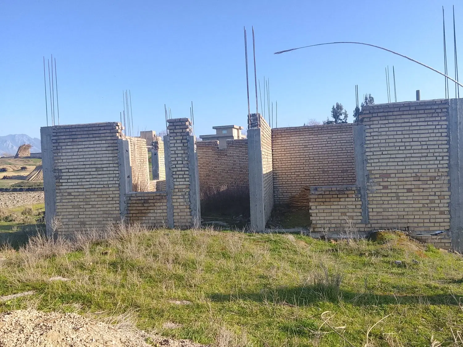 فروش خونه ویلایی نیمه کاره