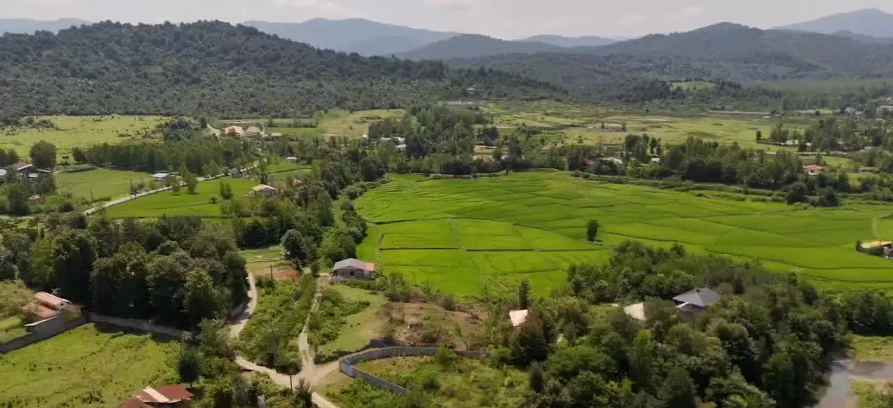 زمین مسکونی بر روی تپه با منظره ابدی،نزدیک به رشت