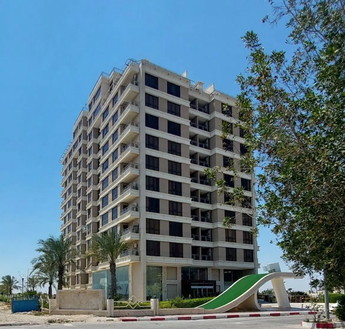 مهندسان ۳ طبقات بالا