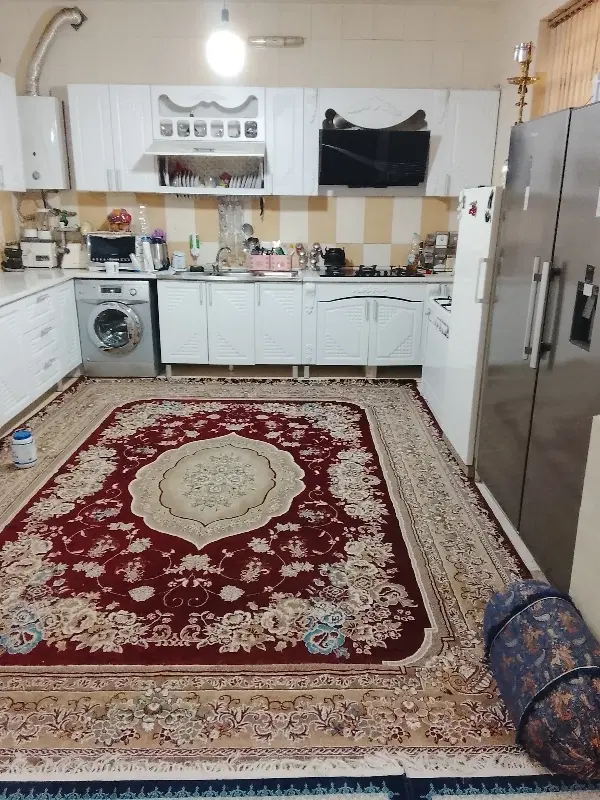 منزل ویلایی دوطبقه طبقه همکف درب از حیاط