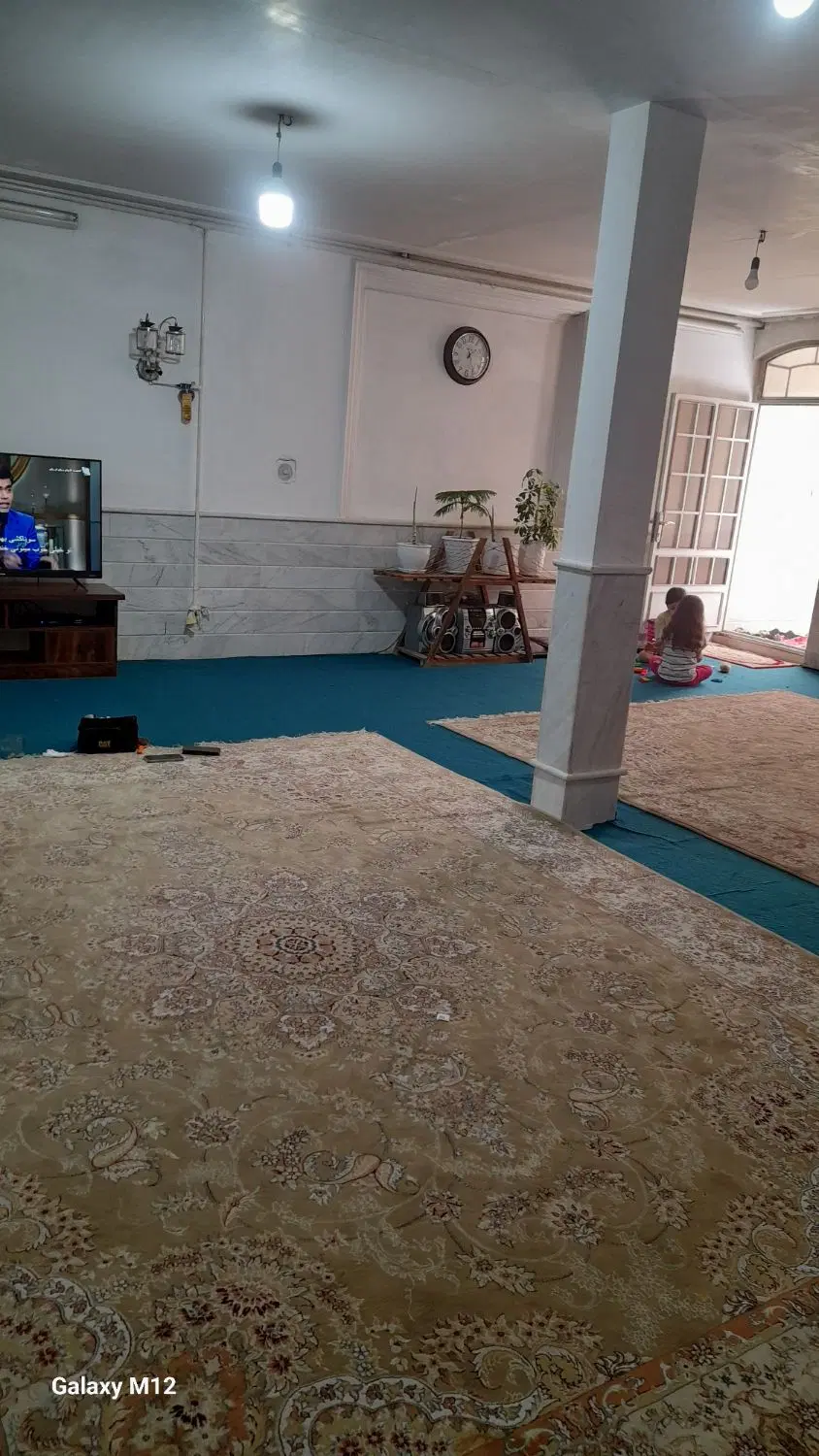 زیرزمین خیابان خیام