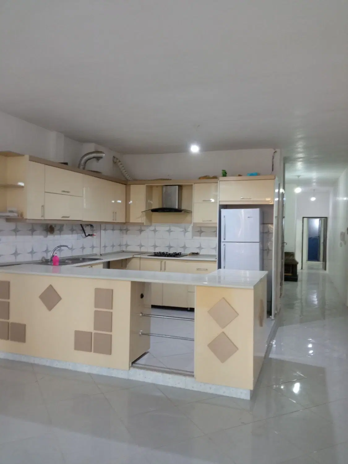 آپارتمان تکواحدی طبرسی