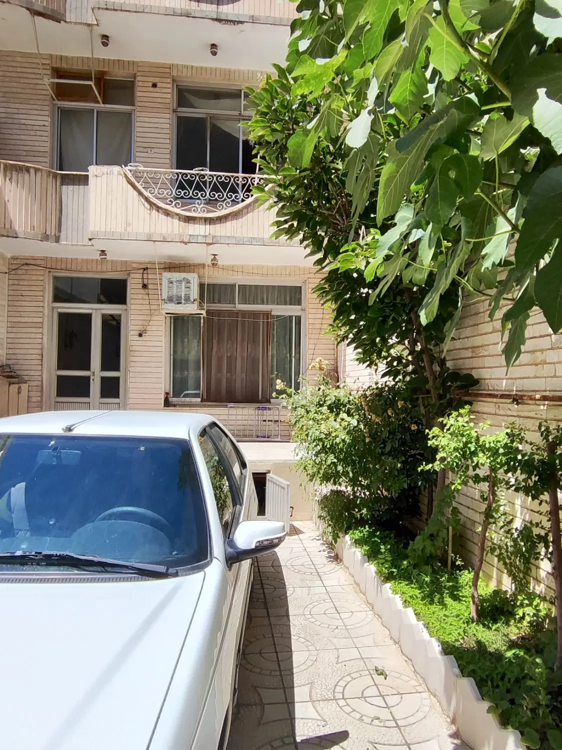 فروش خانه دو طبقه در منجم