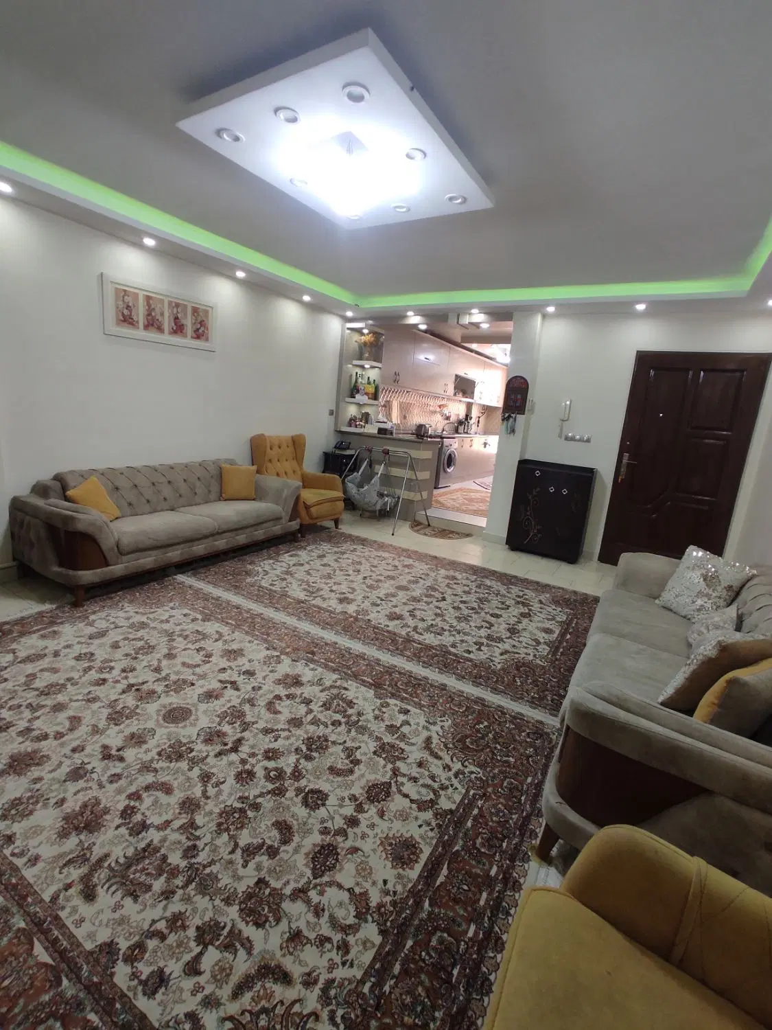 فروش آپارتمان ۸۰ متری تک واحدی