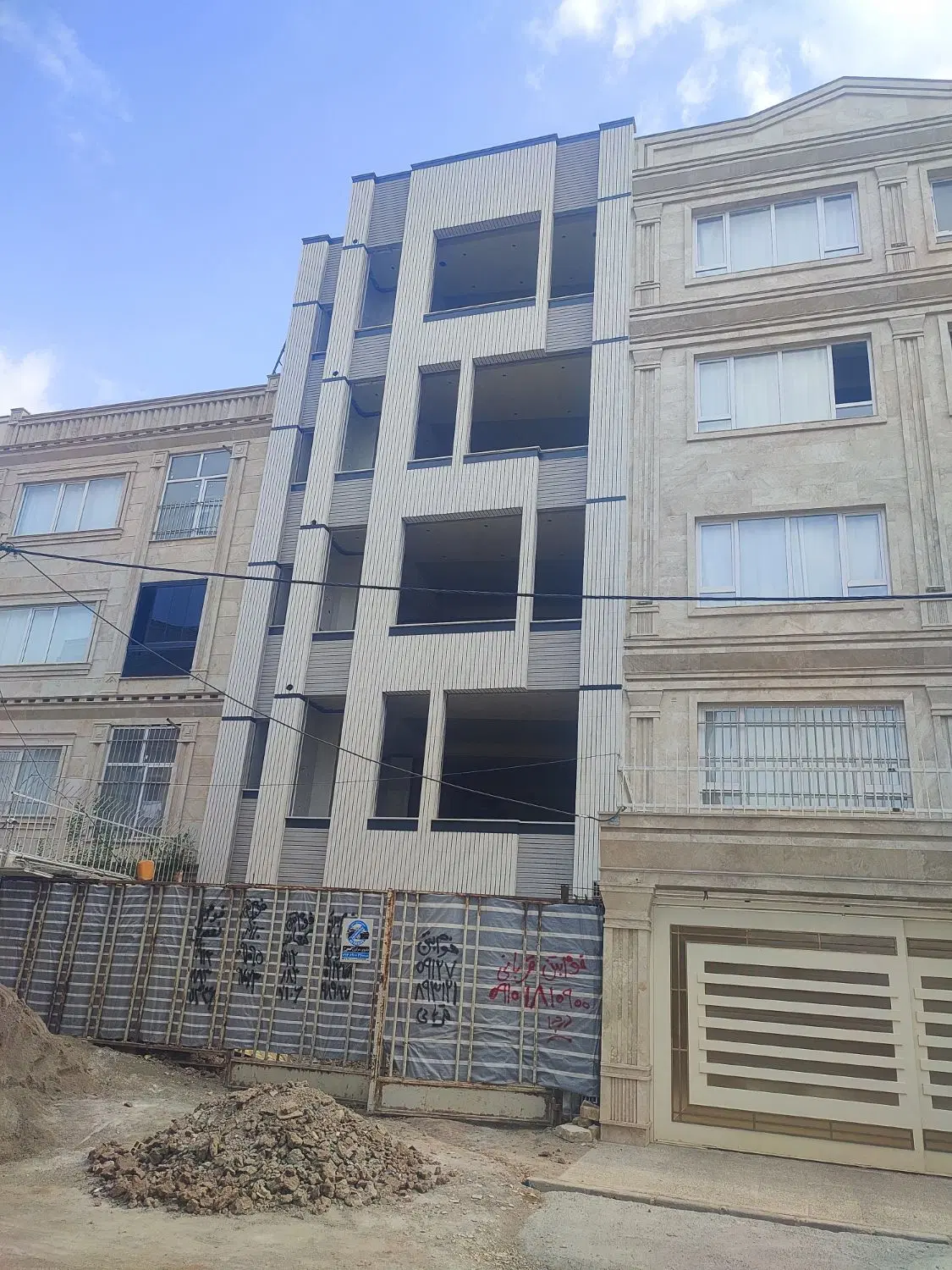 فروش آپارتمان 145متری شهرک عارف