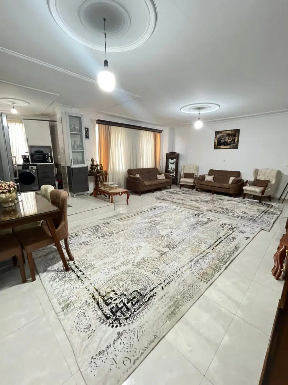 آپارتمان ۹۸ متری فردیس بلوارثابتی