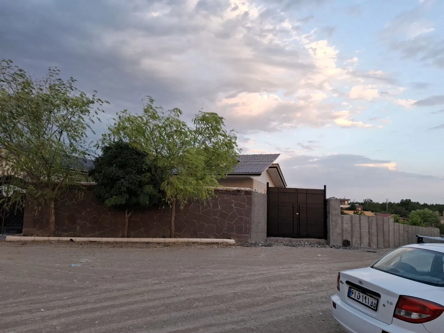 زمین باغ باغچه دماوند هومند وادان گیلاوند