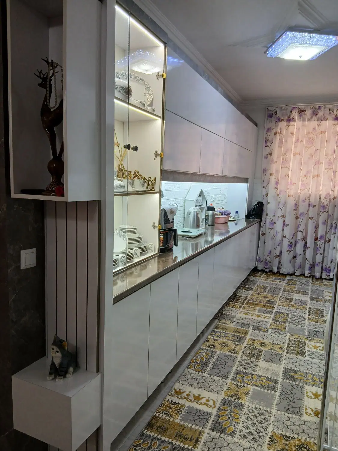 منزل مسکونی لوکس در بلوار استاد شهریار