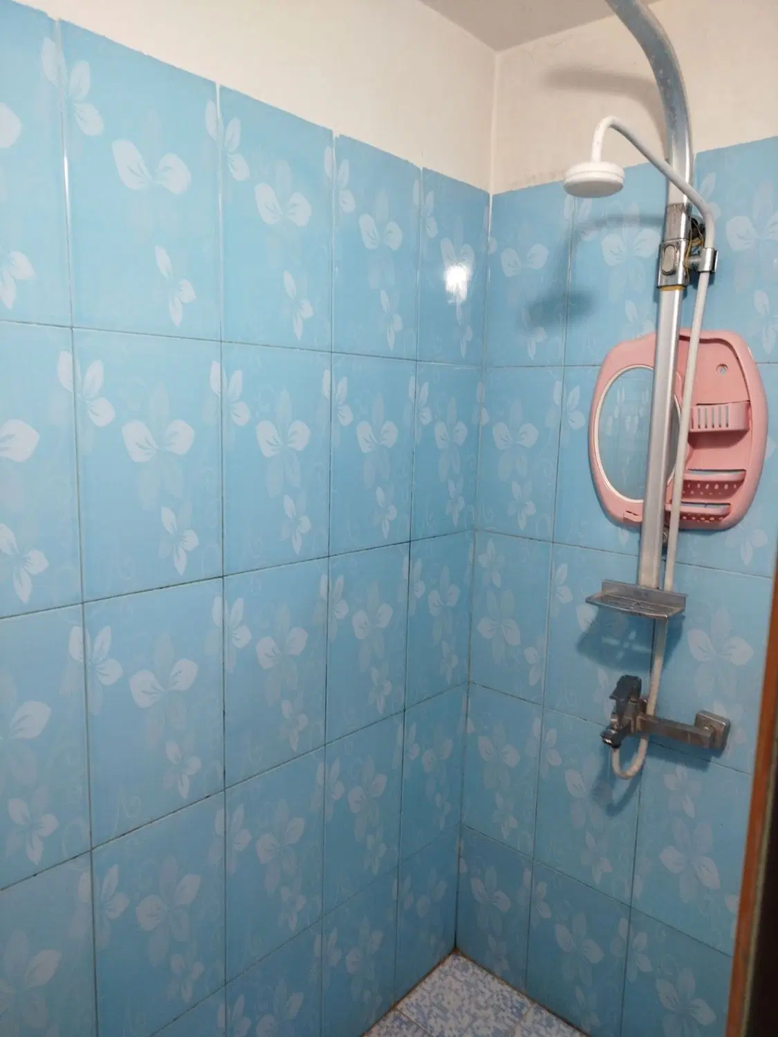 ۸۰ متر تک واحدی خادم آباد باغستان شهریار