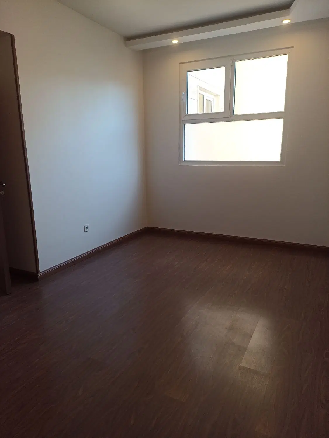 148متر_2پارکینگ سندی_تاپ لوکیشن منطقه