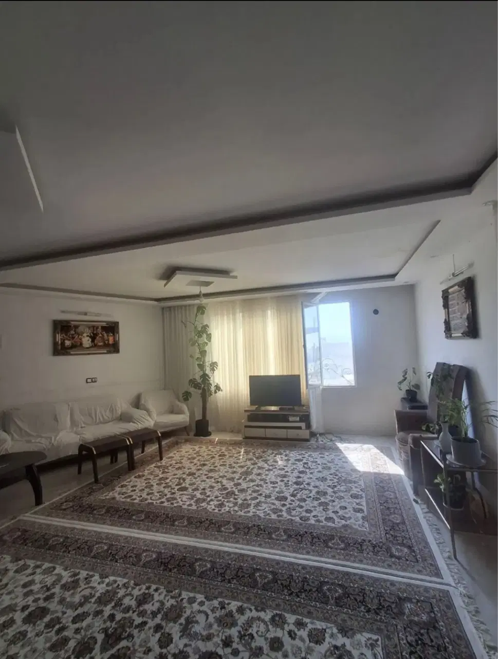 ۲۵۸ متر خانه و مغازه تجاری ، تایباد امام خمینی ۴