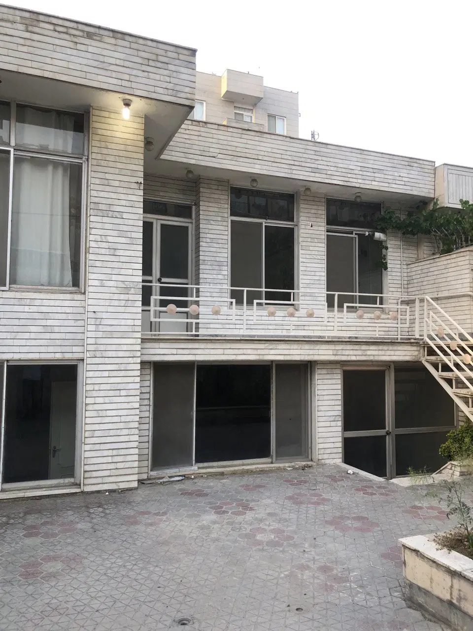 مجتمع پزشکان درحال ساخت_محتمشی