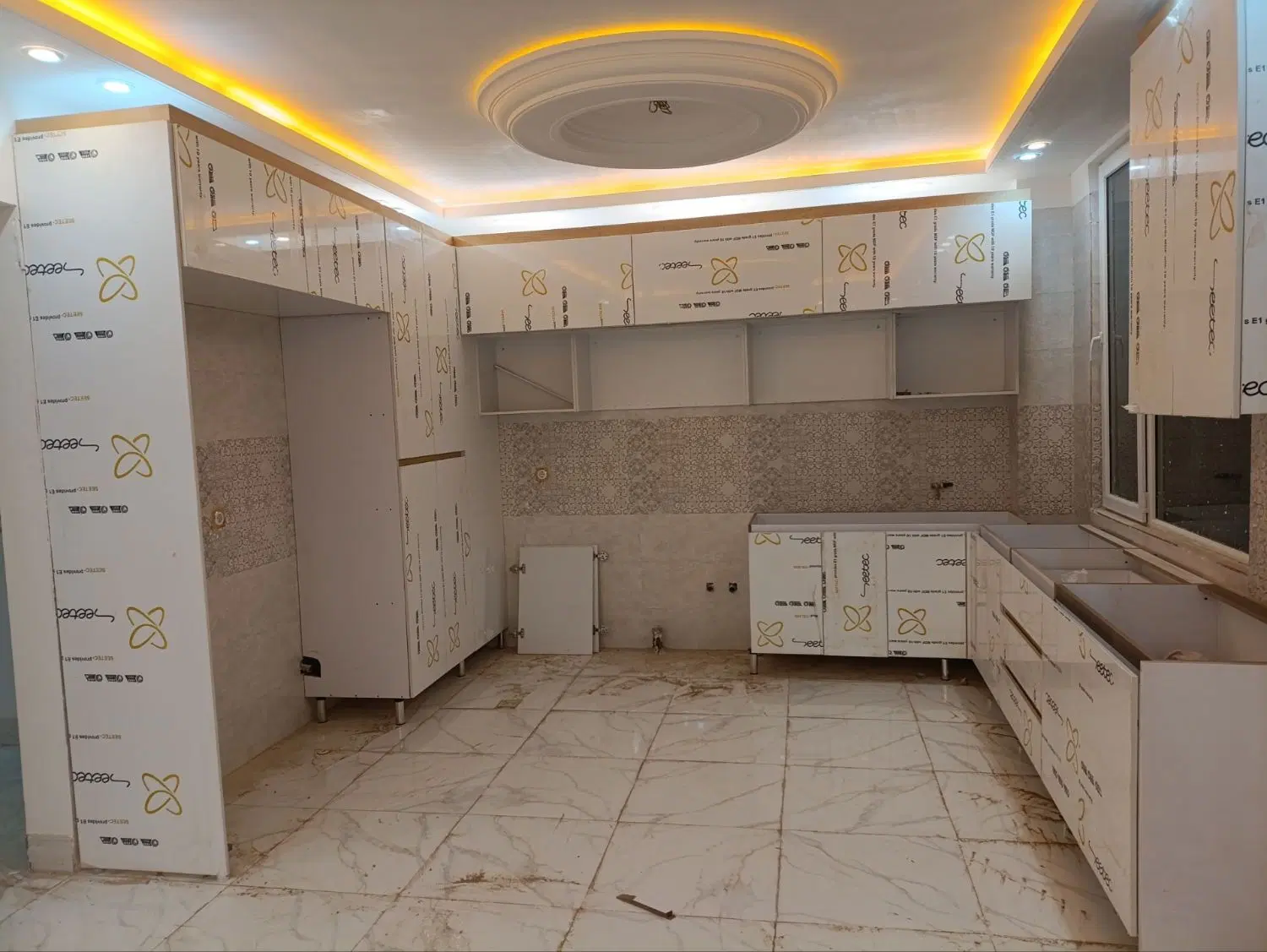 اجاره واحد۹۲ متری رزمندگان