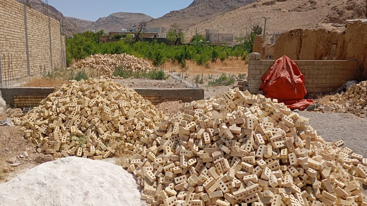 زمین مسکونی فاروق