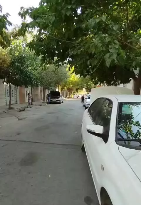 طبقه همکف راه جدا