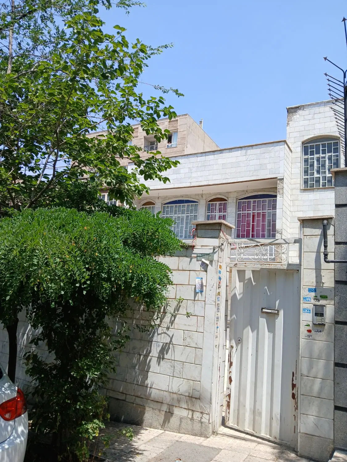 خانه ویلا کلنگی
