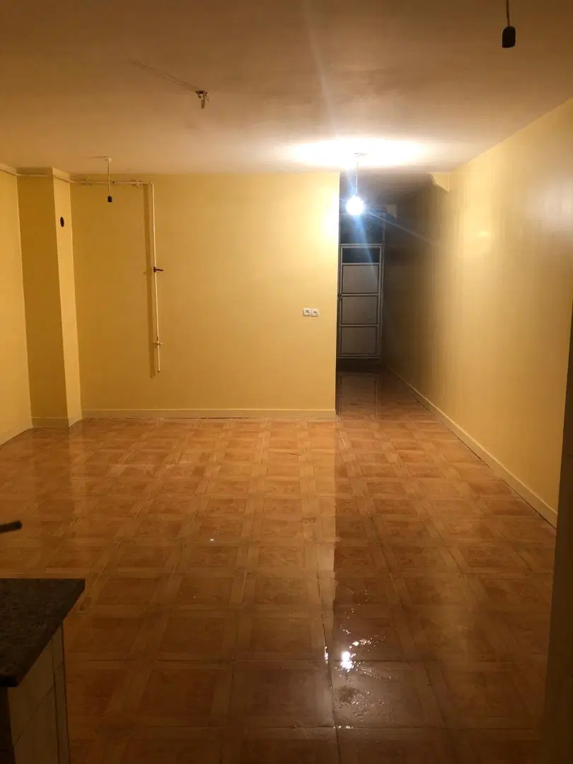 ۱۰۰متری خیابان عسگری طبقه ۳