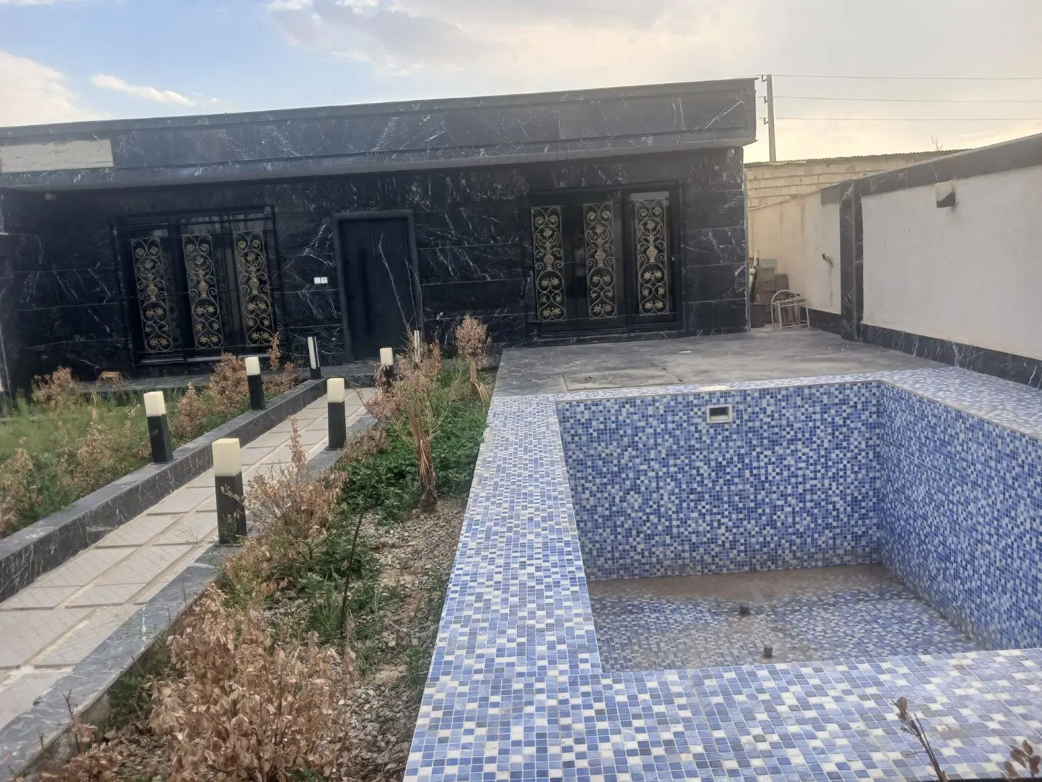 ویلا نقلی ۲۵۰متری در رنگرز انجم آباد