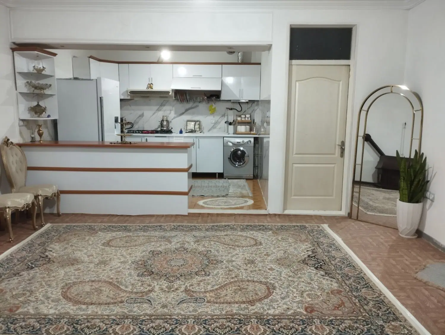 آپارتمان ۷۳متری درحجتی