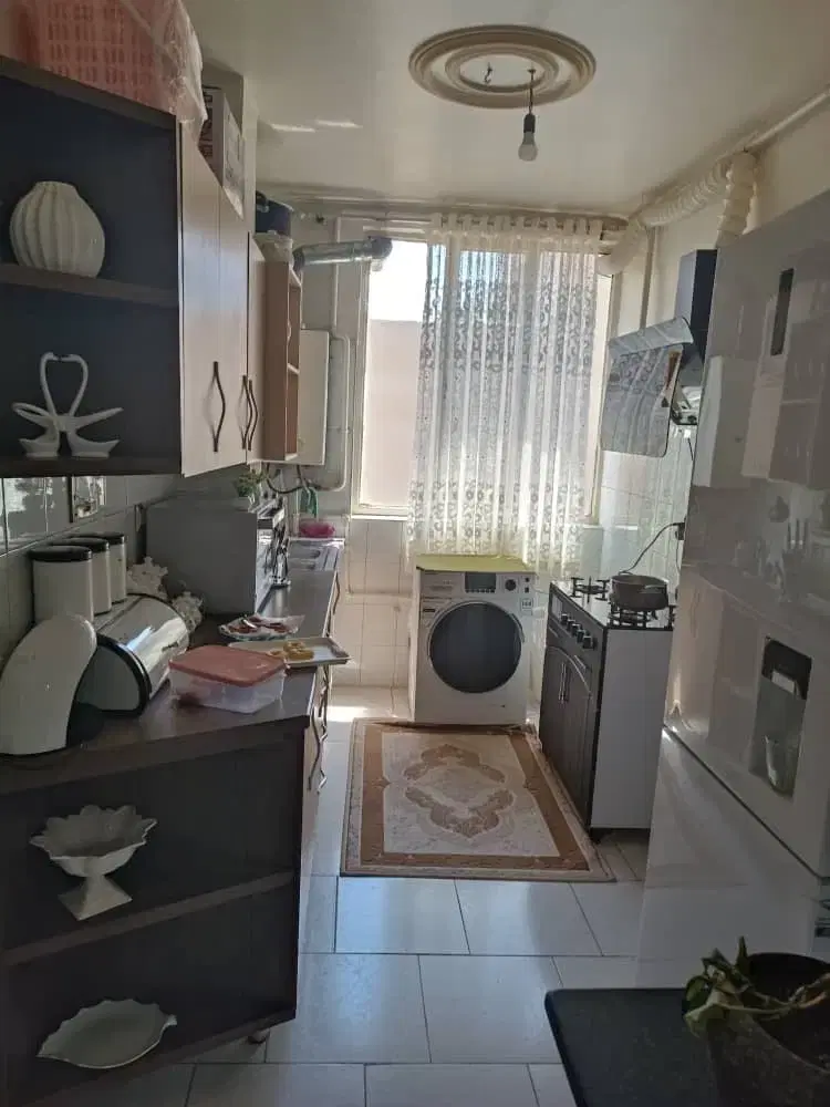 فروش اپارتمان تکخواب اندیشه فاز یک