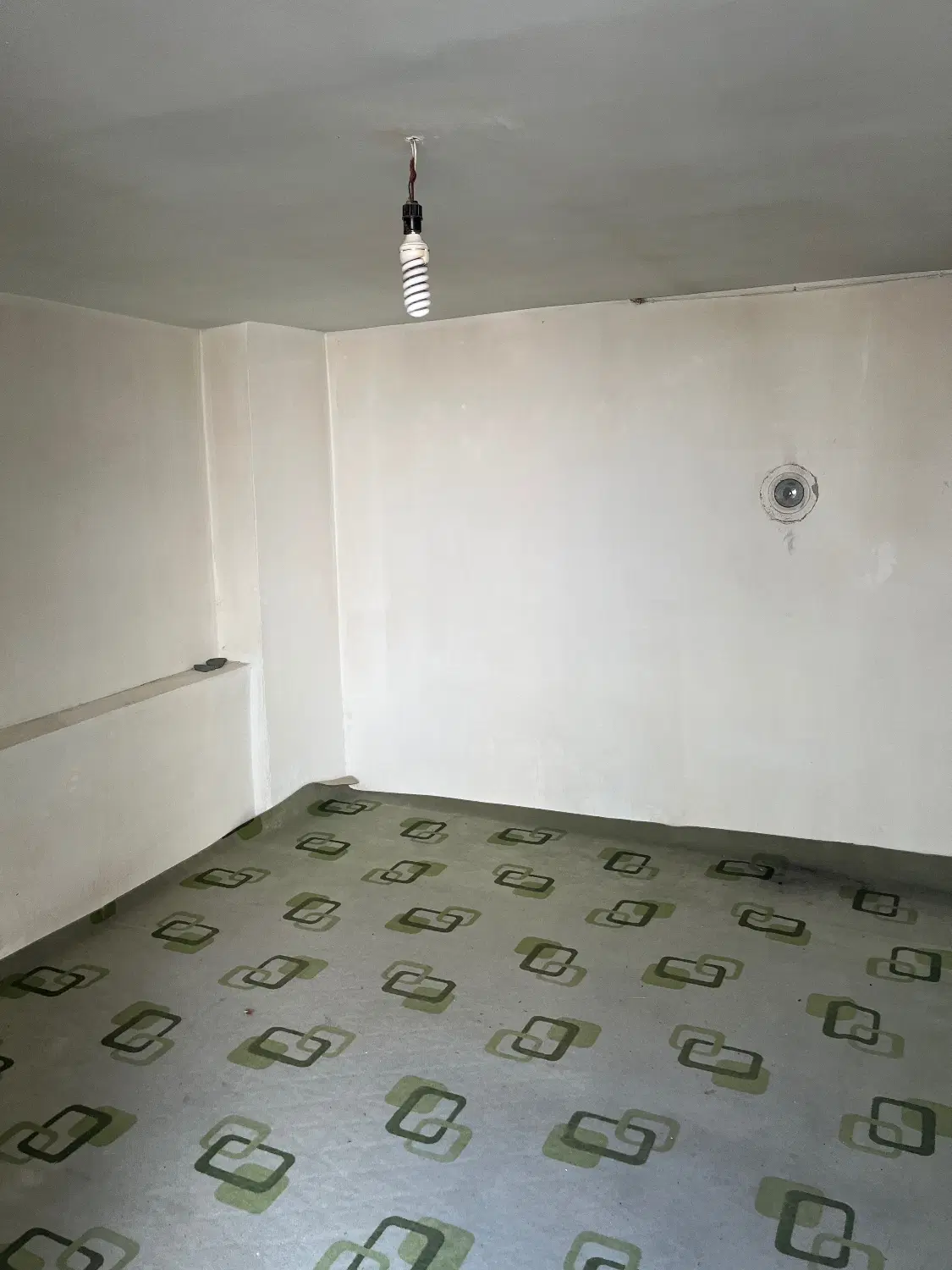 سوئت 35 متری واقع در کن