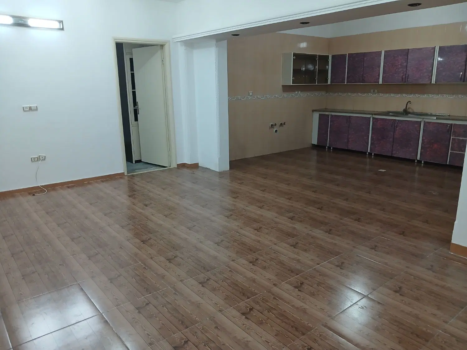 طبقه همکف راه جدا مستقل در بسیج ۷