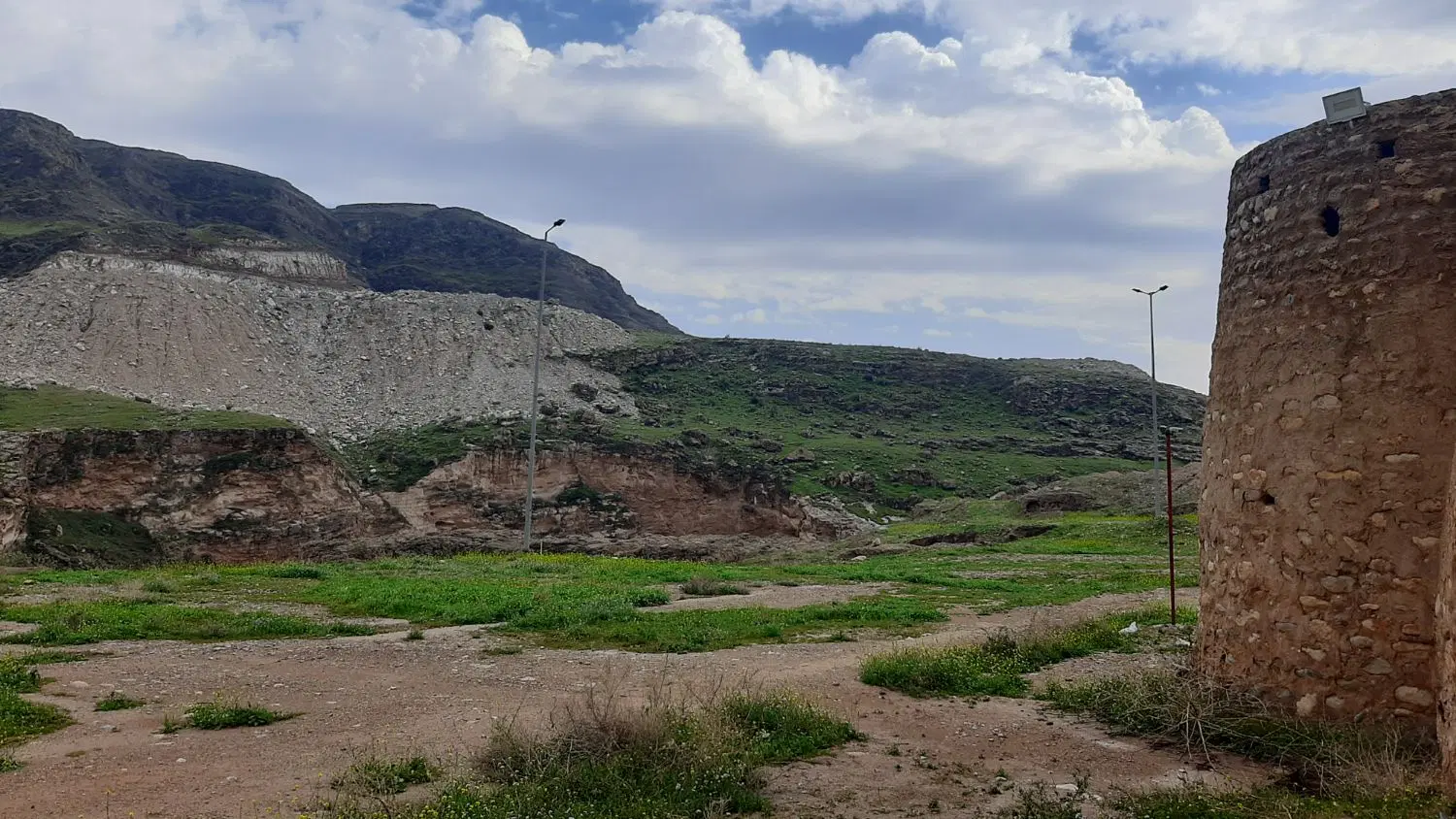 اجاره زمین برا پارکینگ ۲۵۰ متر پل زائر