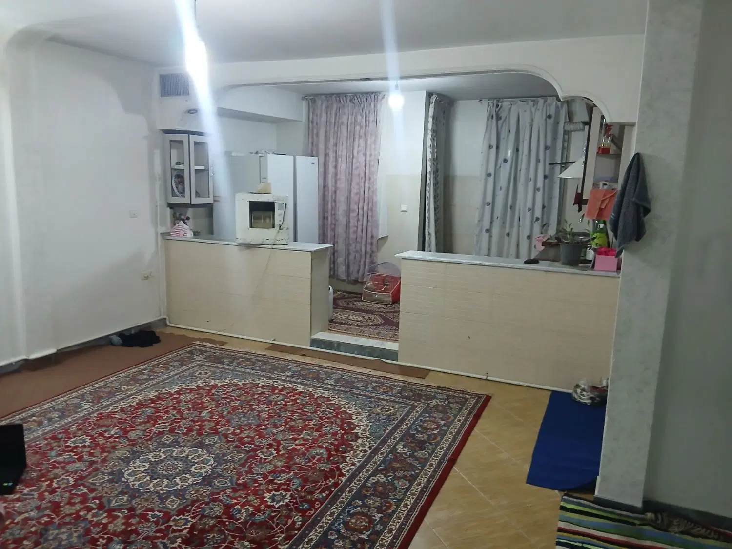 آپارتمان تک واحدی