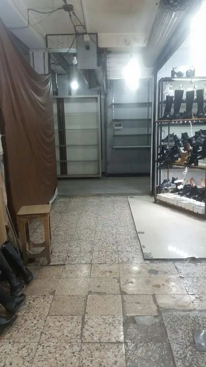 فروش مغازه خیابان امام بازار رضازیرزمین