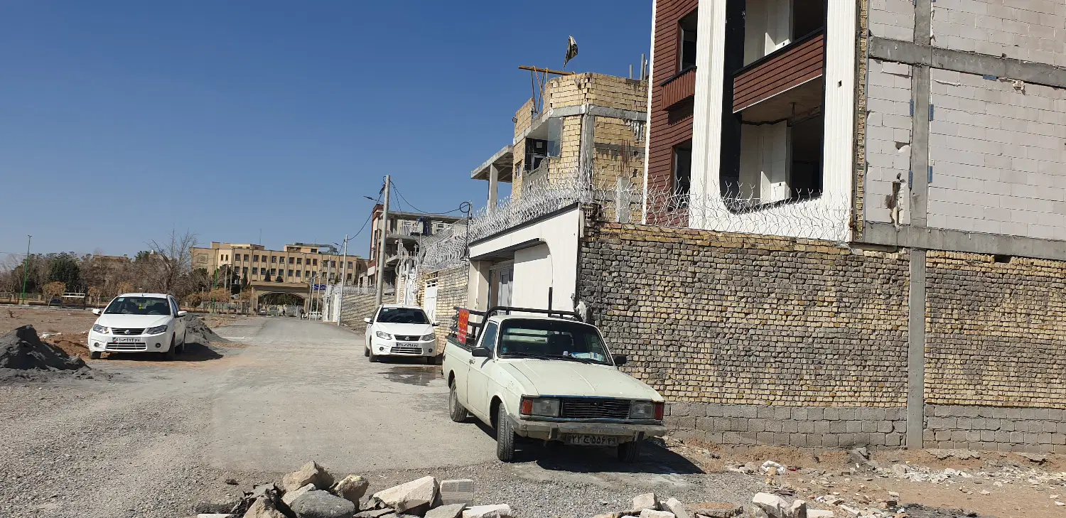 زمین مسکونی ۱۷۳