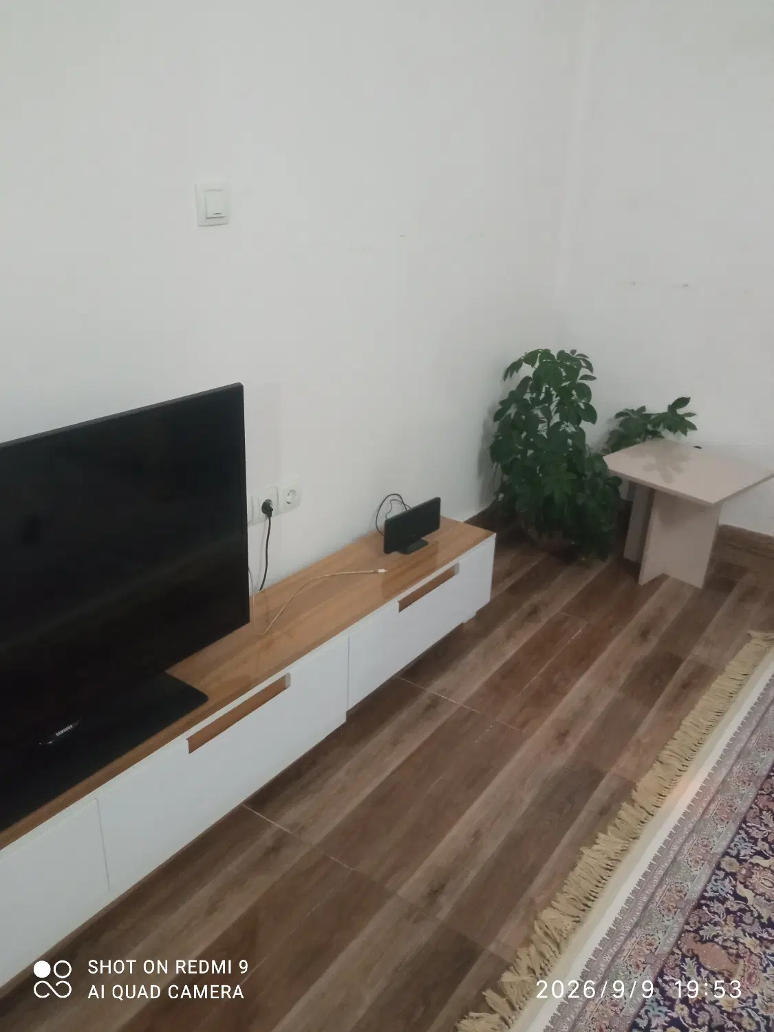 ساختمان تمام رهن