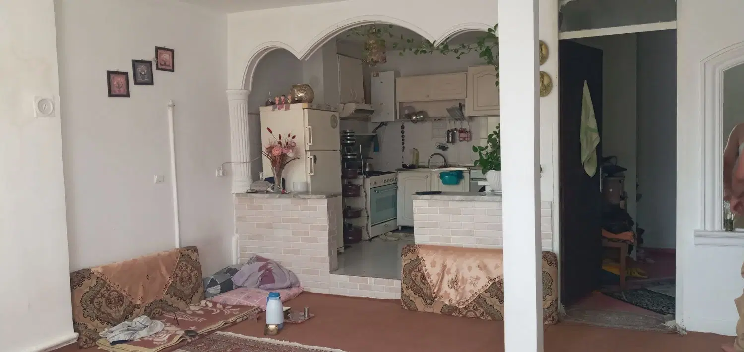 خانه فروشی خط ۳