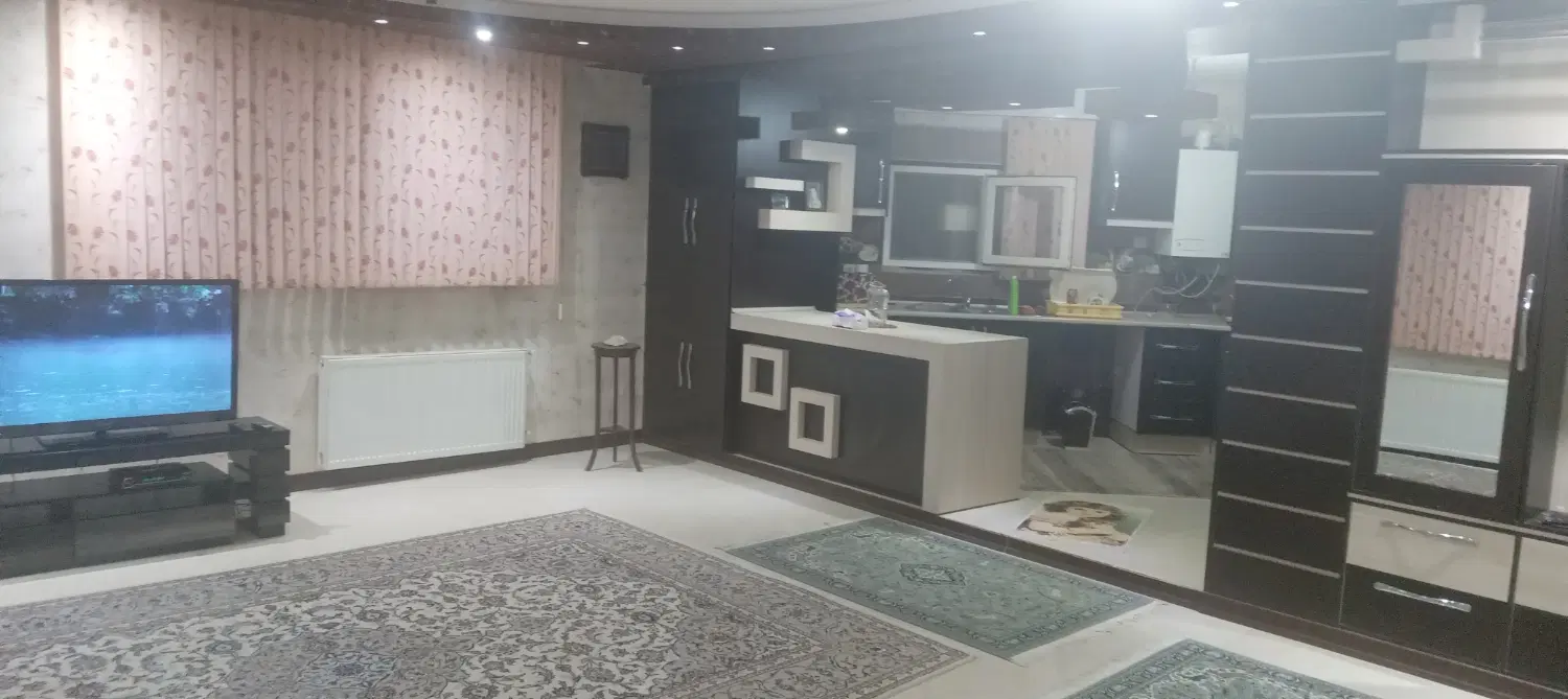 آپارتمان دو خوابه ۹۷ متری تک واحدی ملک شهر