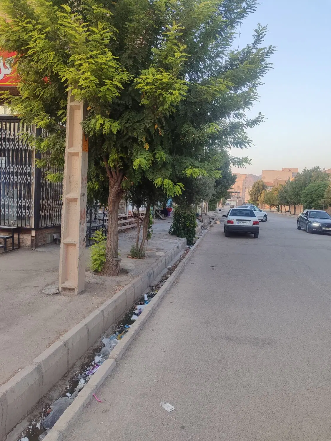 رهن اجاره مغازه ۲۷متری دوکله سرنبش گلدشت شرقی