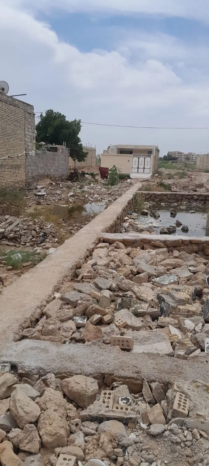 ۱۸۰منر زمین